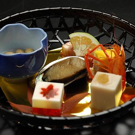 Ryokan Nakaya Misasa Bagian luar foto